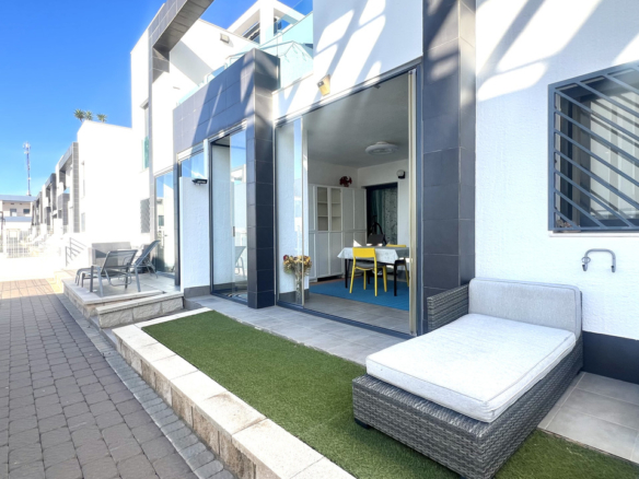 Apartment for Sale in La Zenia, Alicante