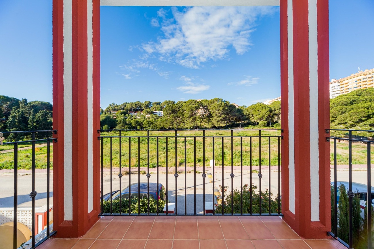 Duplex for Sale in Dehesa de Campoamor, Alicante
