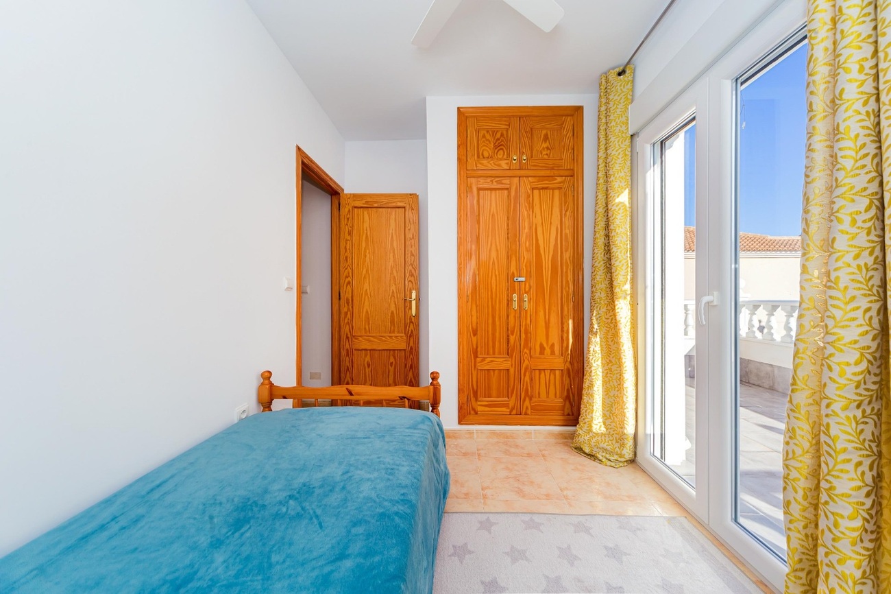 Duplex for Sale in Dehesa de Campoamor, Alicante