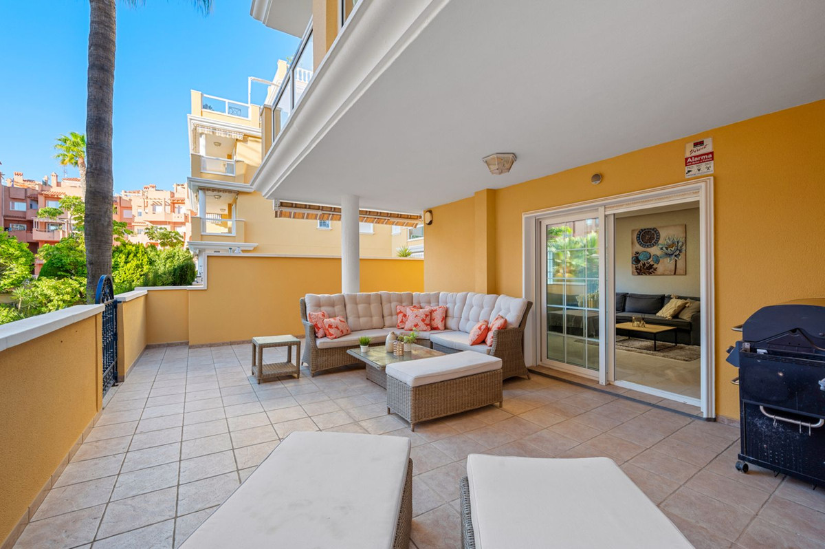 Apartment for Sale in Cabo Roig, Alicante