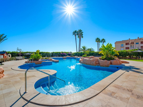 Apartment for Sale in Cabo Roig, Alicante