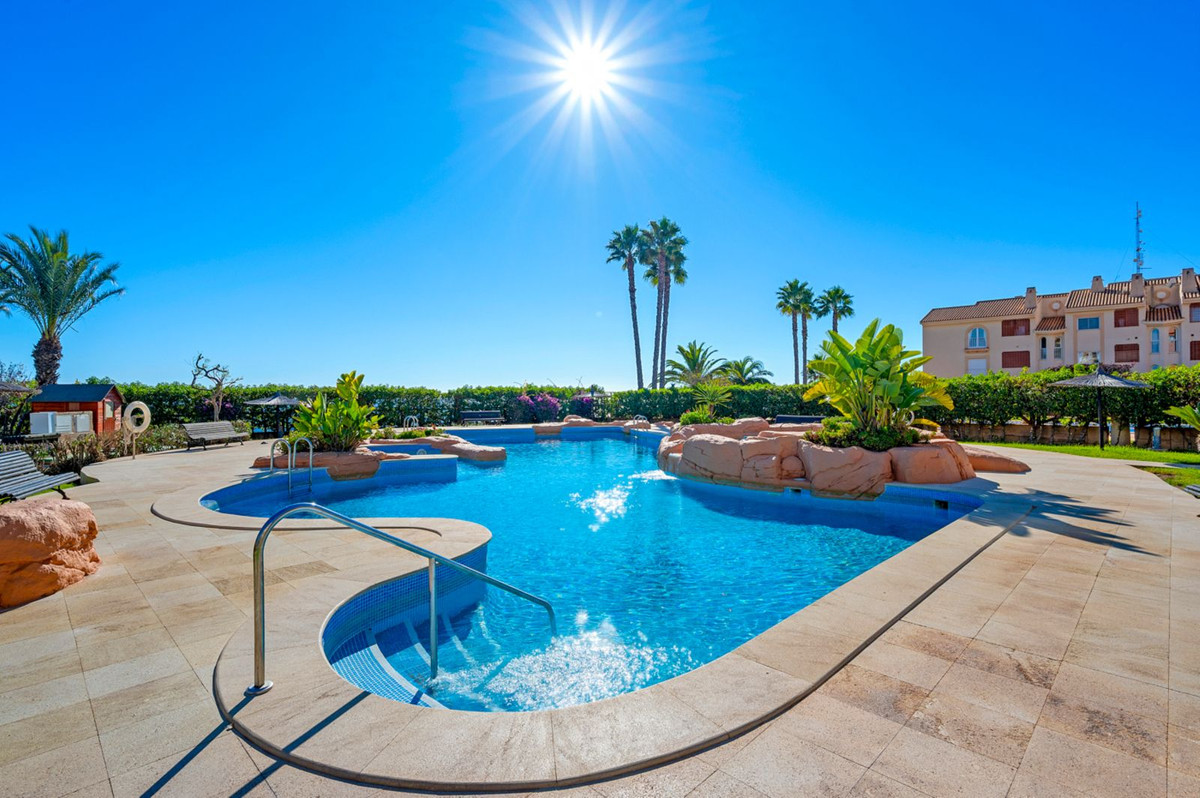 ShowFeedImage Apartment for Sale in Cabo Roig, Alicante