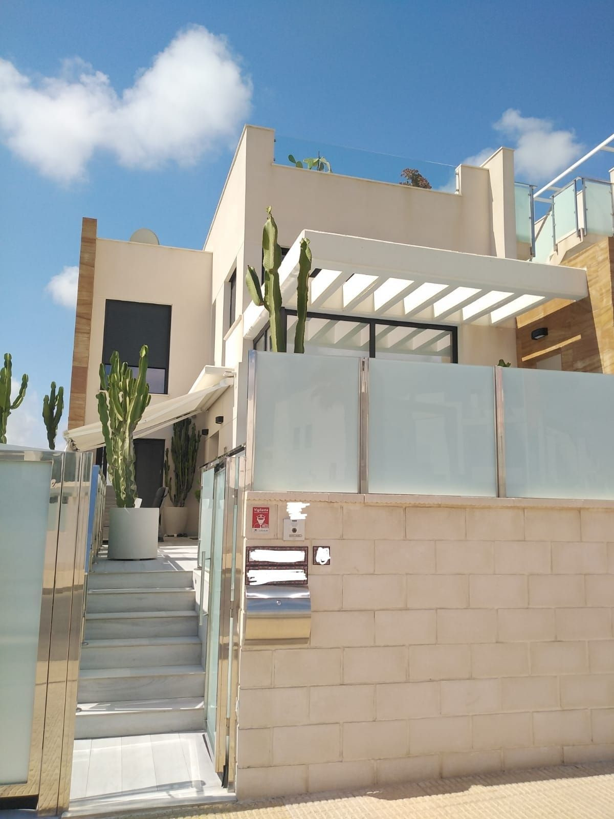 ShowFeedImage Villa for Sale in Orihuela Costa, Alicante