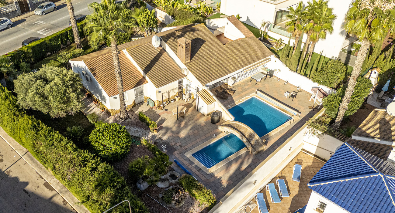 default Villa for Sale in Orihuela, Alicante