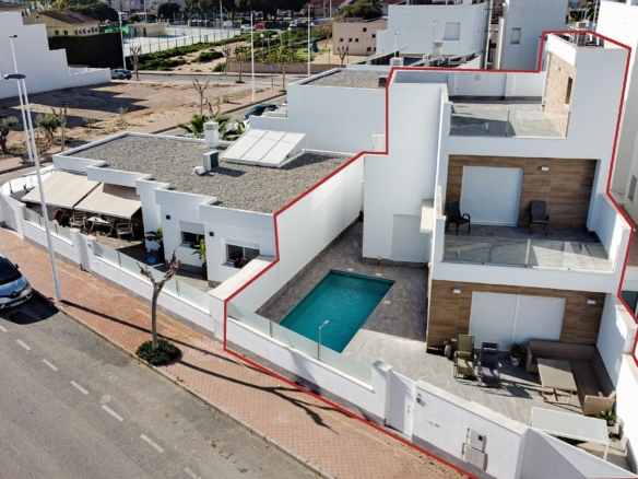 Villa for Sale in San Pedro del Pinatar, Murcia