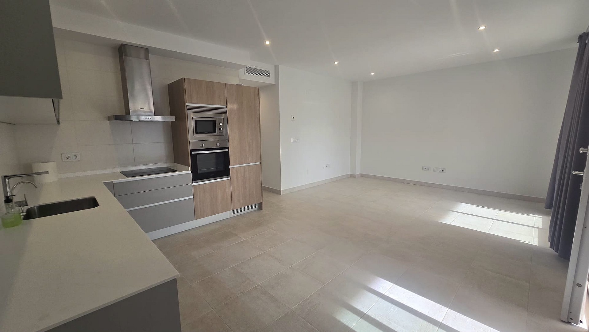 Penthouse for Sale in Pilar de La Horadada, Alicante