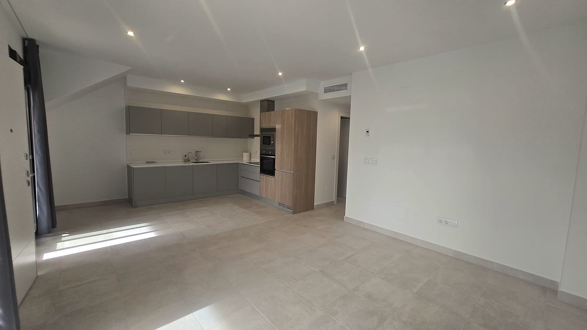 Penthouse for Sale in Pilar de La Horadada, Alicante