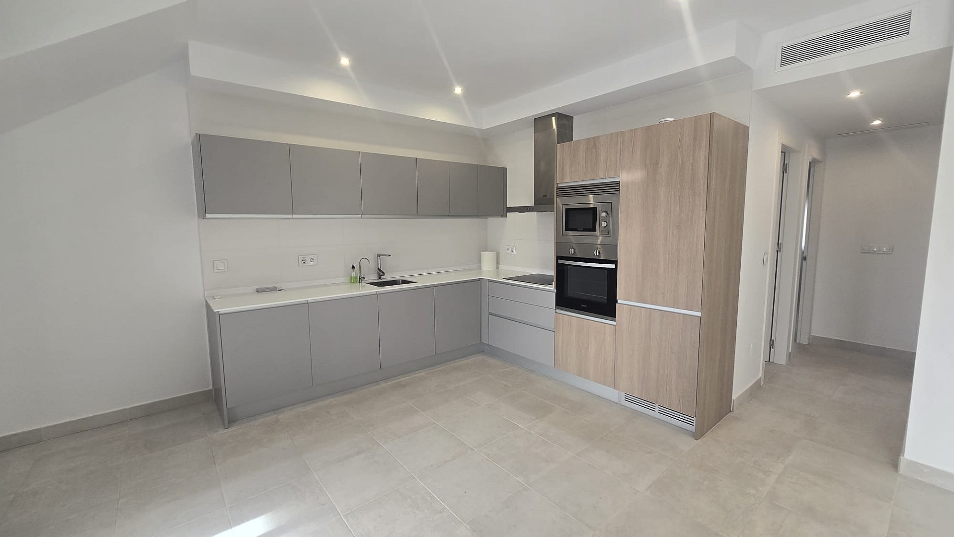 Penthouse for Sale in Pilar de La Horadada, Alicante