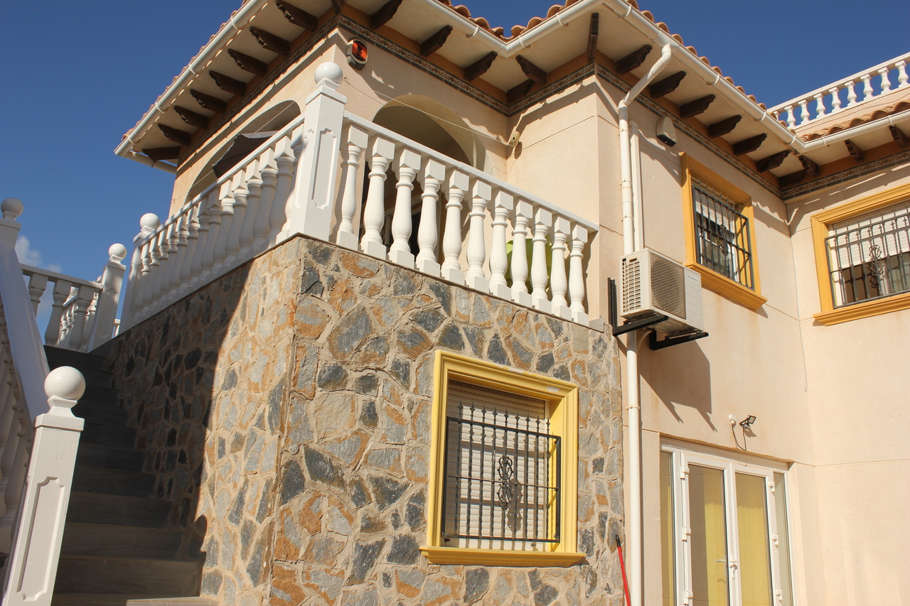 Villa for Sale in La Zenia, Alicante