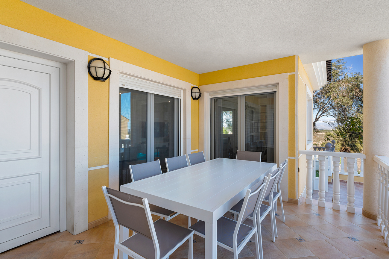 Villa for Sale in Ciudad De Las Comunicaciones, Alicante