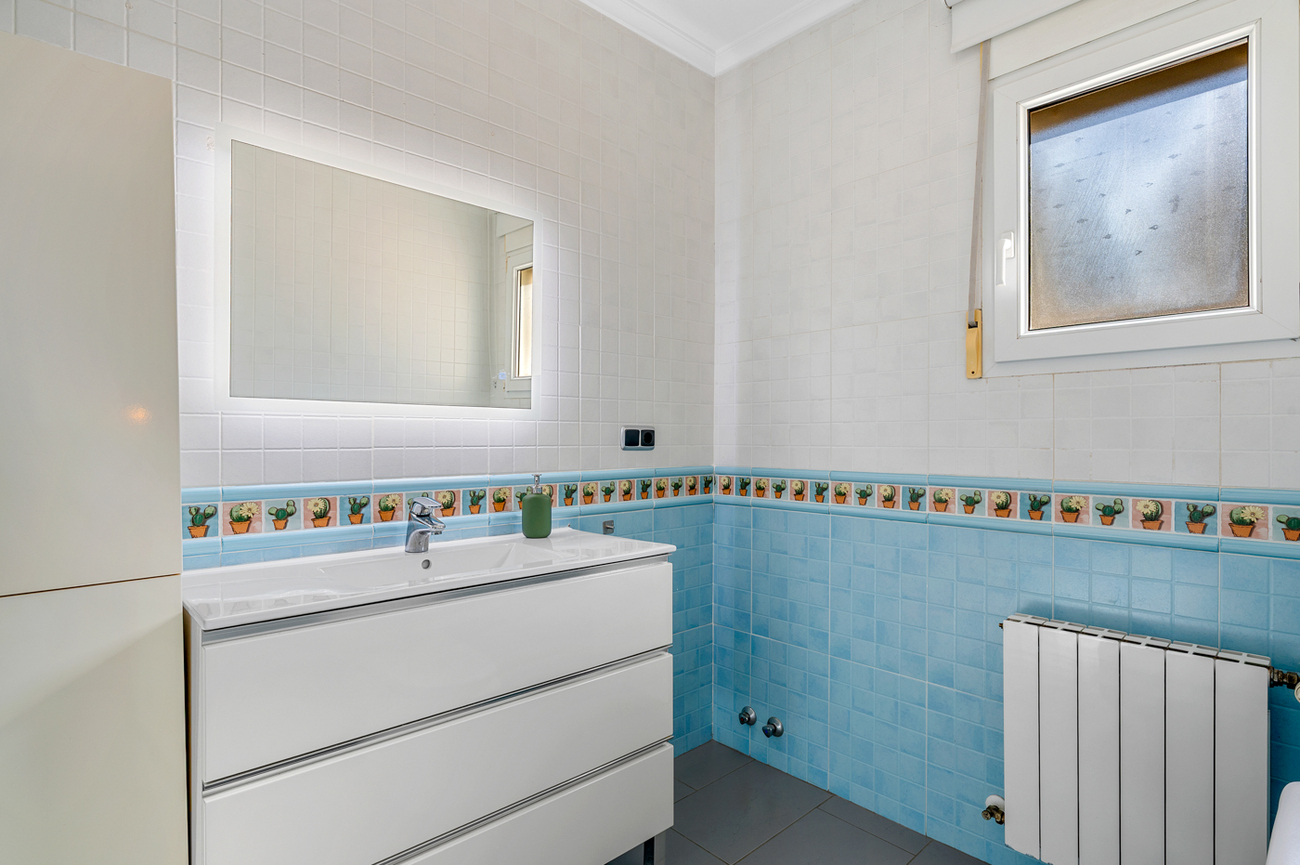 Villa for Sale in Ciudad De Las Comunicaciones, Alicante
