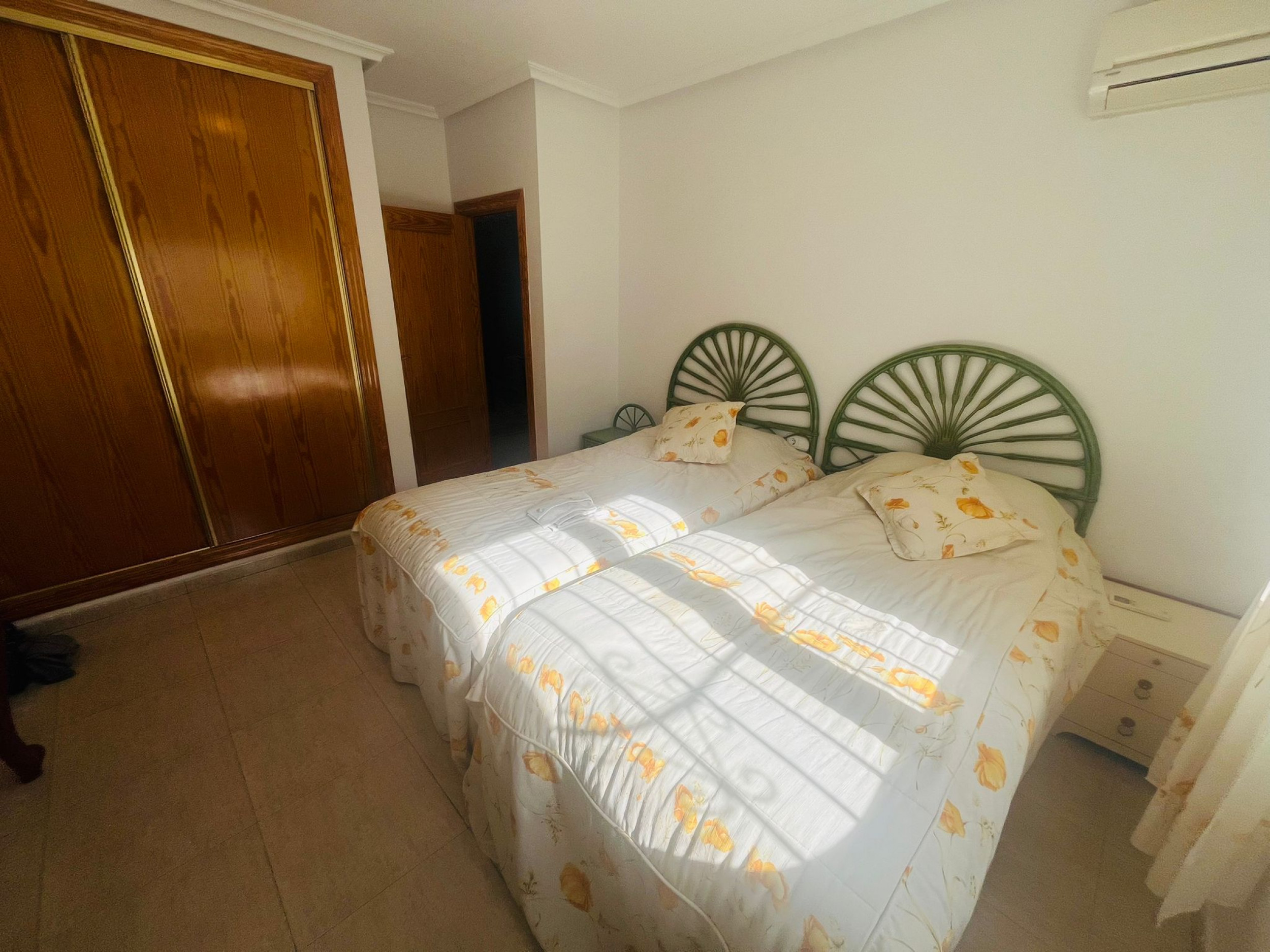 Villa for Sale in Gea Y Truyols, Murcia