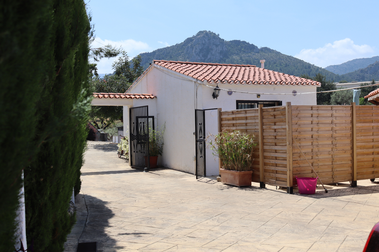 Villa for Sale in Orba, Alicante