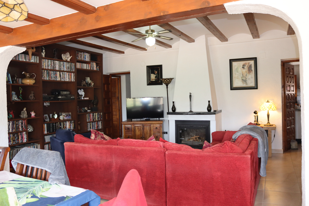 Villa for Sale in Orba, Alicante