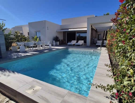 Villa for Sale in La Finca Golf Resort, Alicante