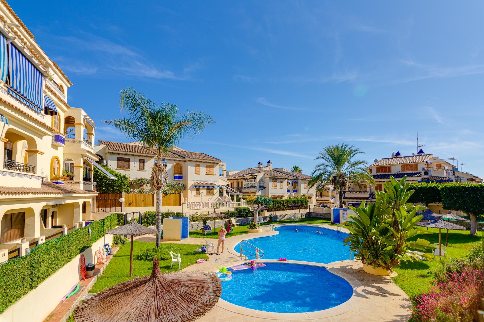 Bungalow for Sale in Torrevieja, Alicante
