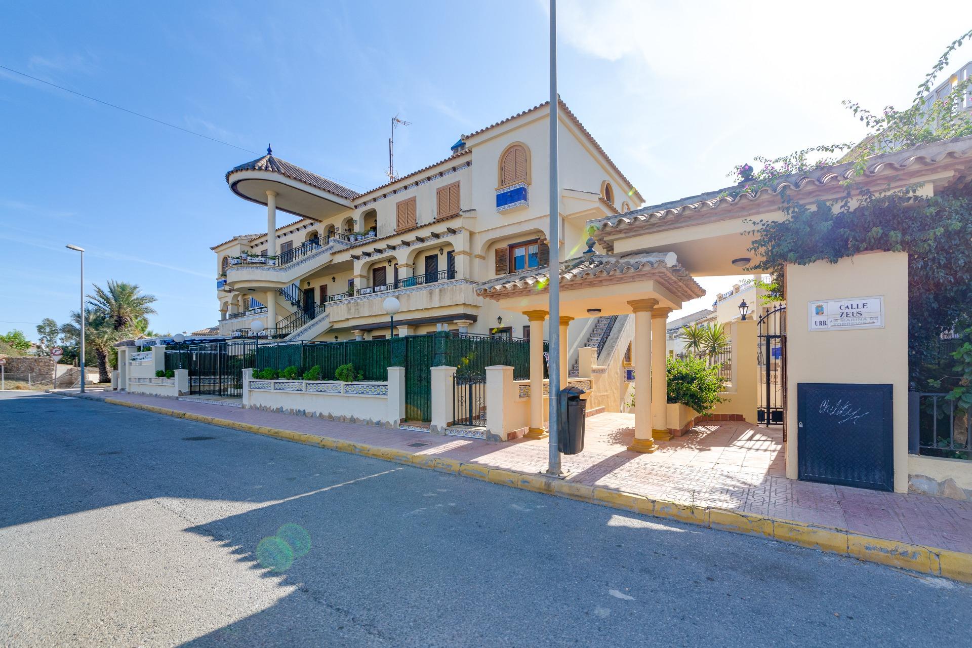 Bungalow for Sale in Torrevieja, Alicante