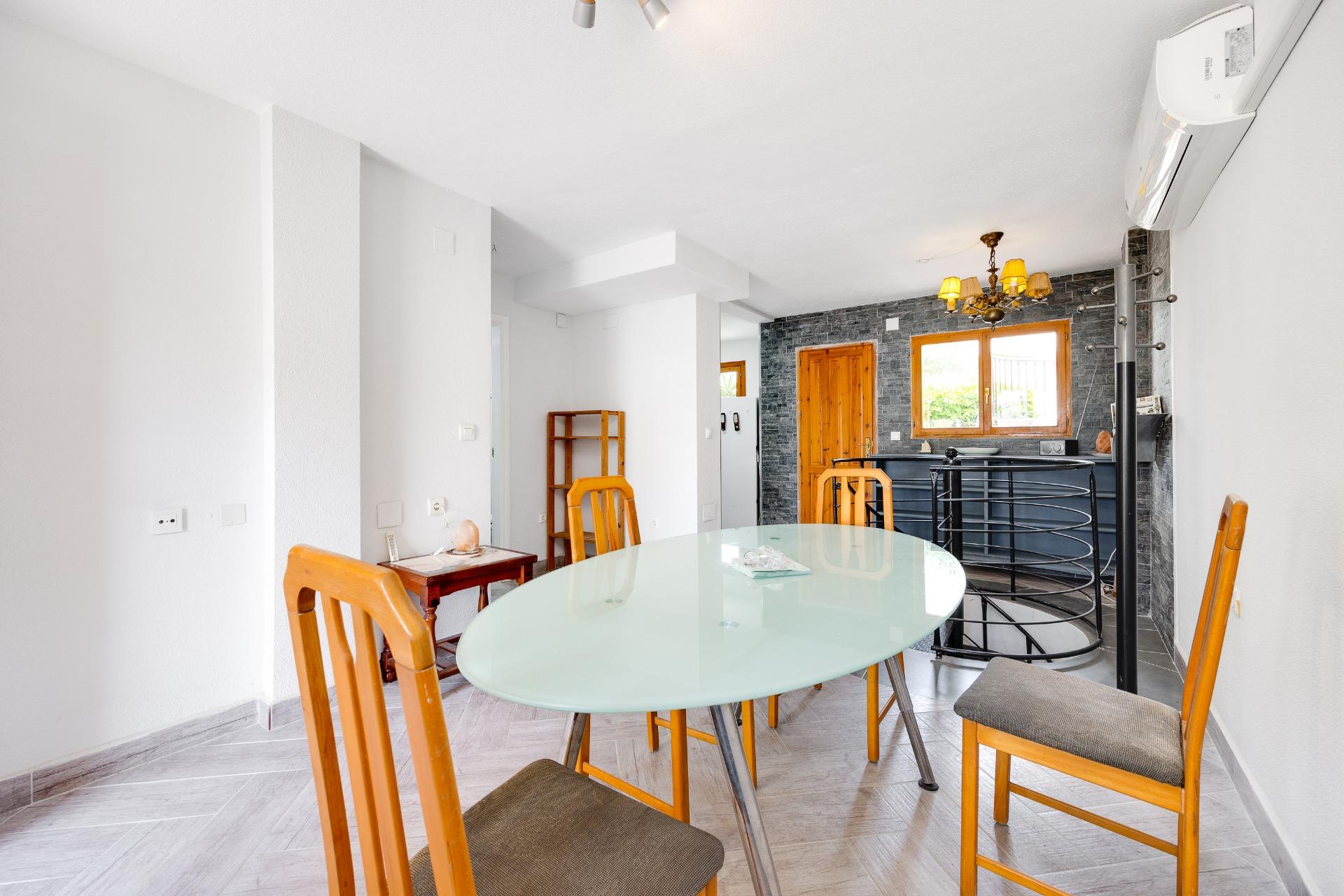 Bungalow for Sale in Torrevieja, Alicante