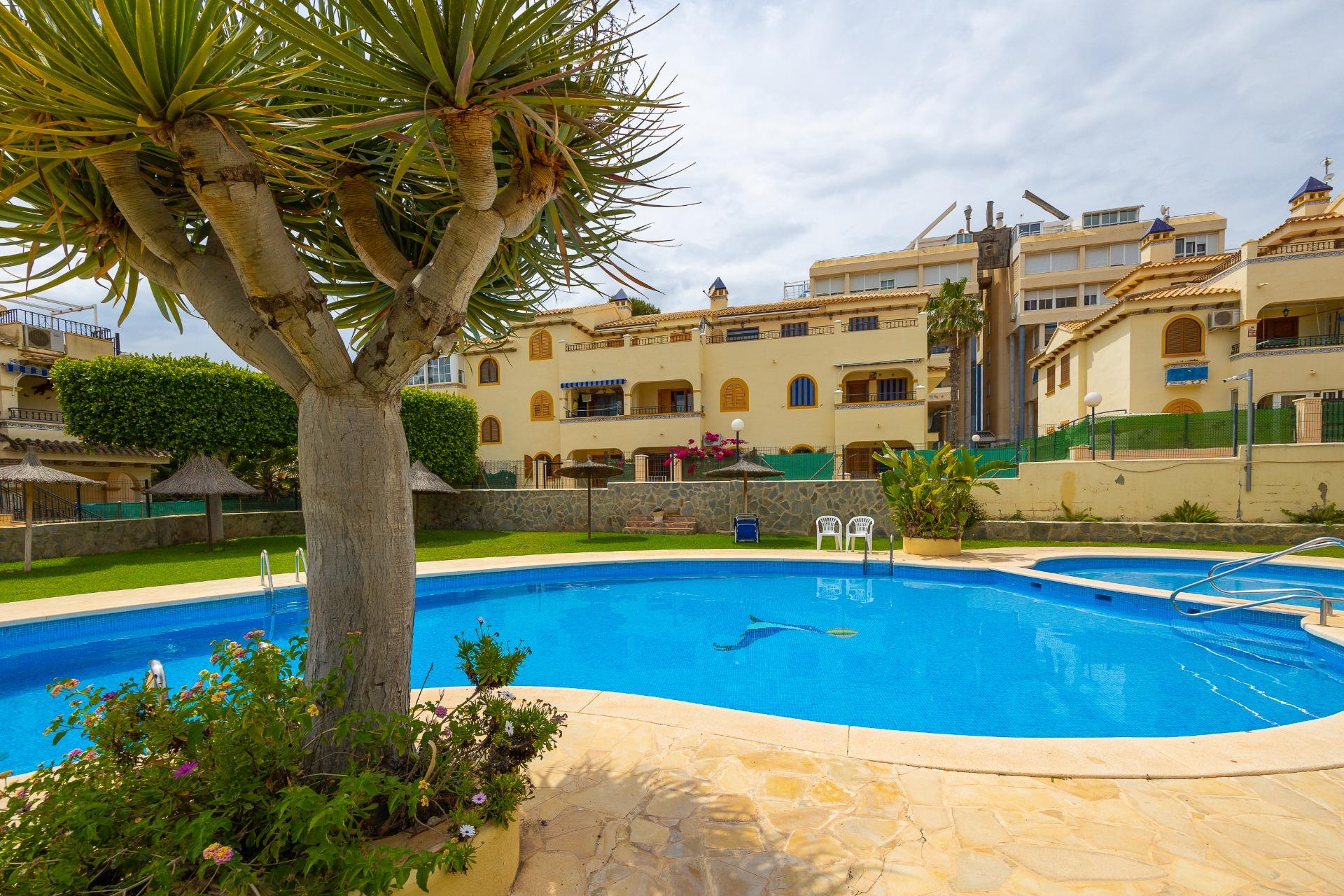 26-1 Bungalow for Sale in Torrevieja, Alicante