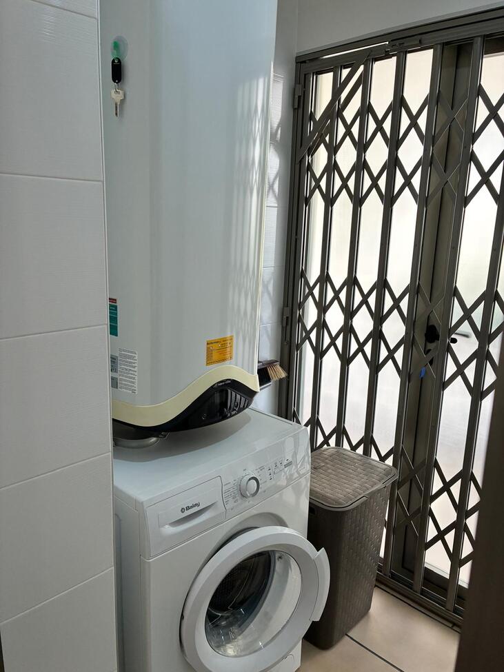 Apartment for Sale in Villamartin, Alicante