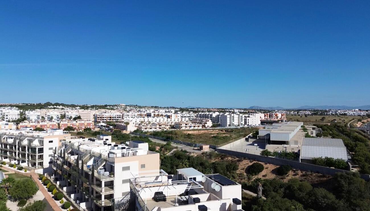 Apartment for Sale in Villamartin, Alicante