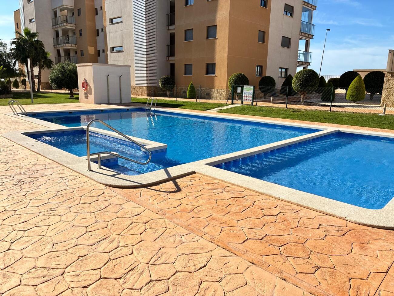 Apartment for Sale in Villamartin, Alicante