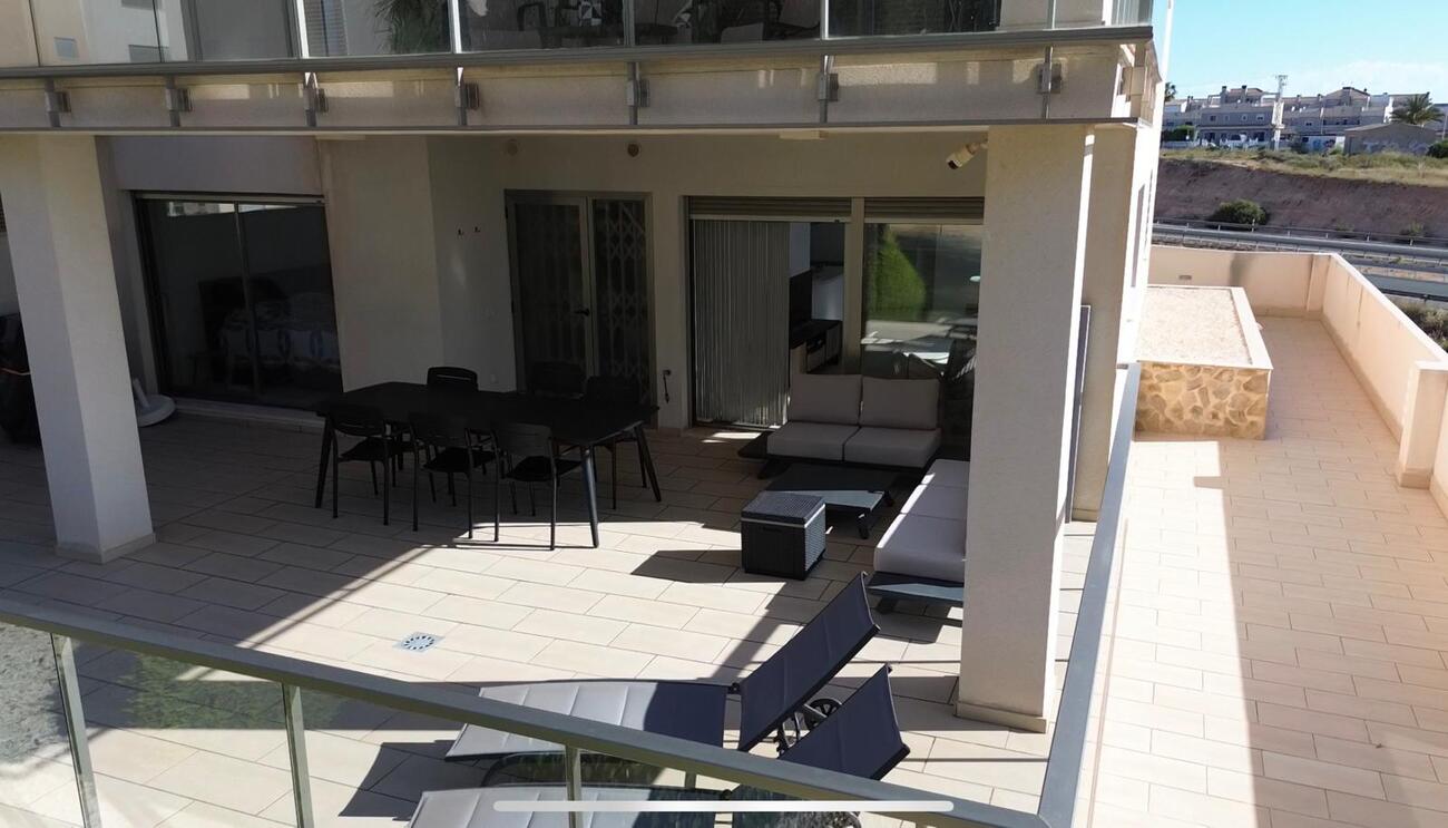 Apartment for Sale in Villamartin, Alicante