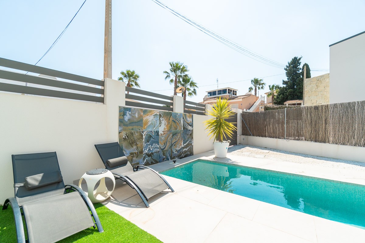 Villa for Sale in Orihuela Costa, Alicante