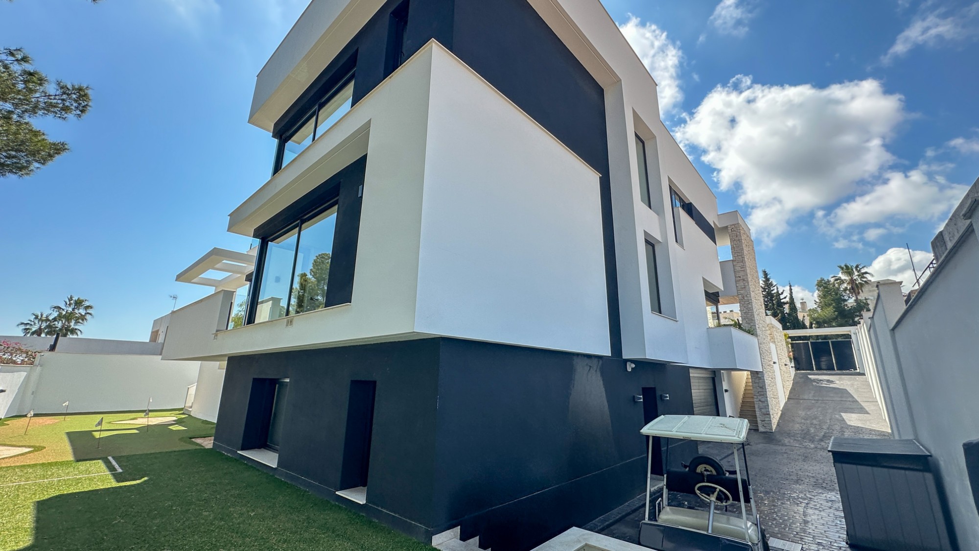 Villa for Sale in Orihuela Costa, Alicante