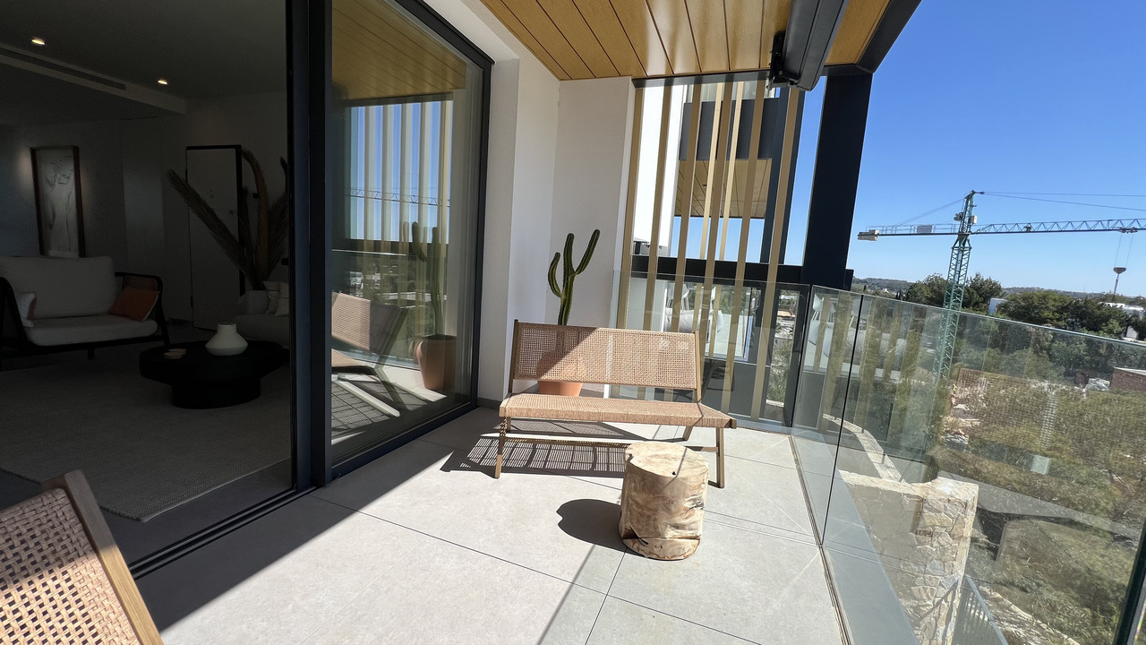 Apartment for Sale in Las Colinas Golf, Alicante