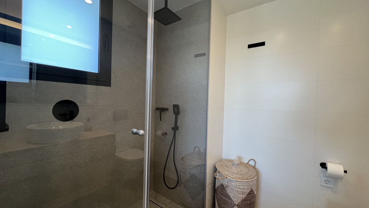 Apartment for Sale in Las Colinas Golf, Alicante