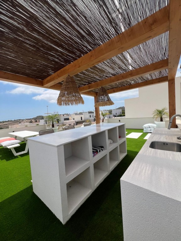 Villa for Sale in San Miguel de Salinas, Alicante