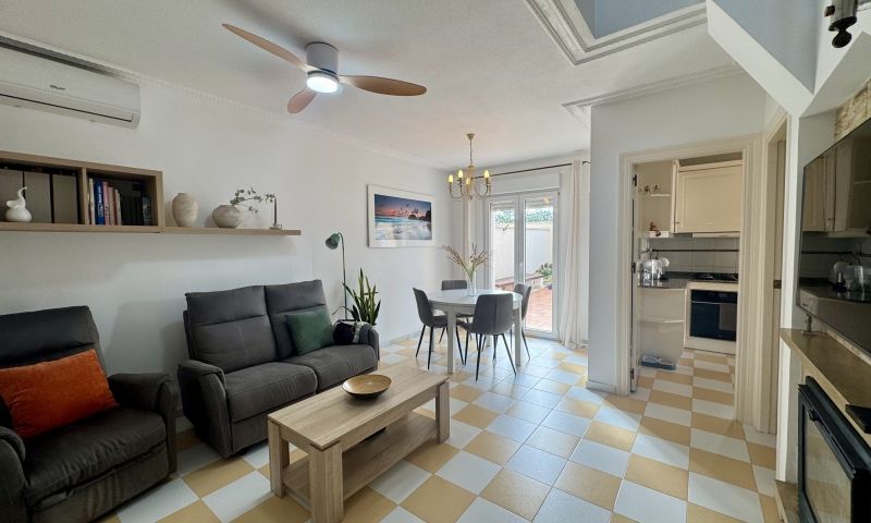 Villa for Sale in Torrevieja, Alicante