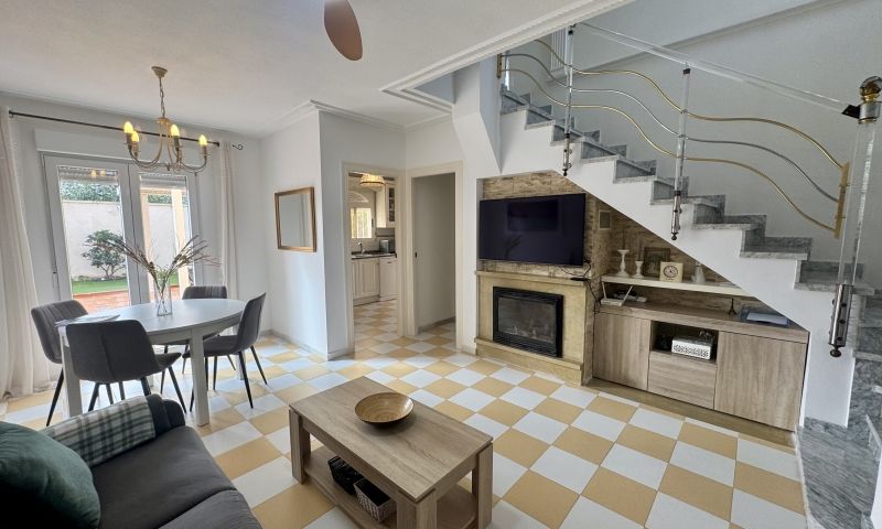 Villa for Sale in Torrevieja, Alicante