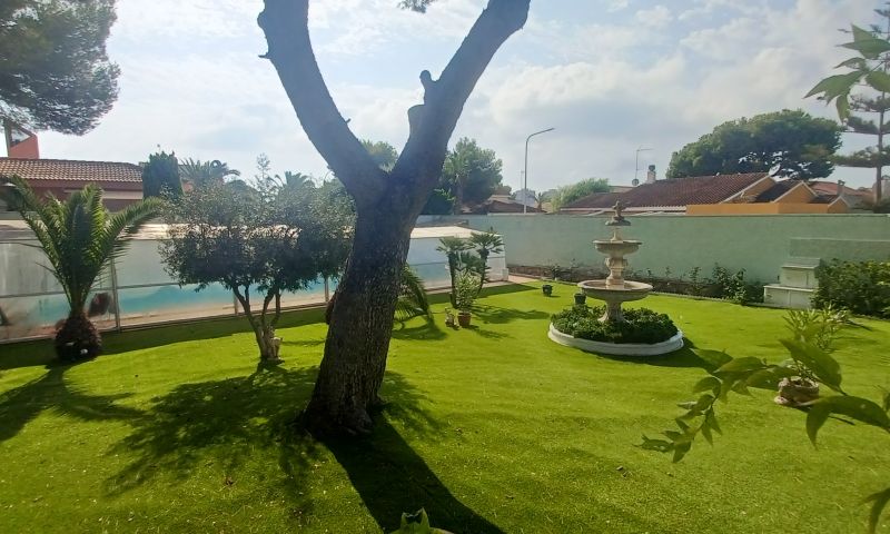 Villa for Sale in Orihuela Costa, Alicante