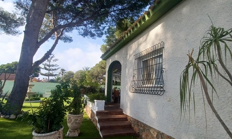Villa for Sale in Orihuela Costa, Alicante