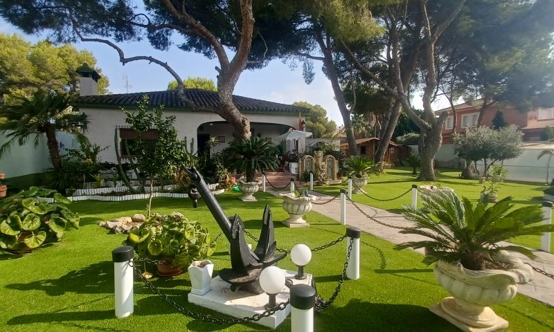 Villa for Sale in Orihuela Costa, Alicante