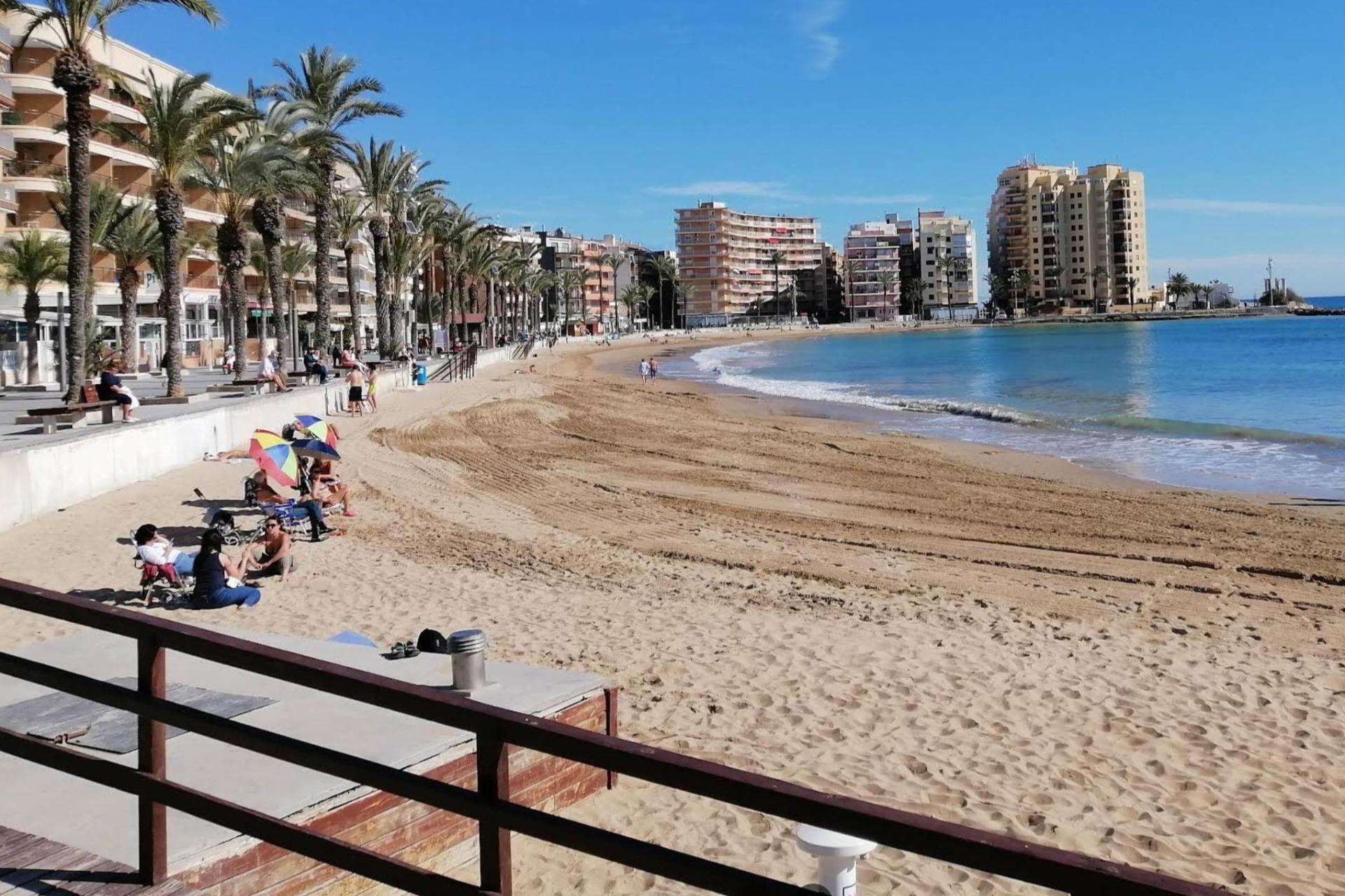 Apartment for Sale in Torrevieja, Alicante