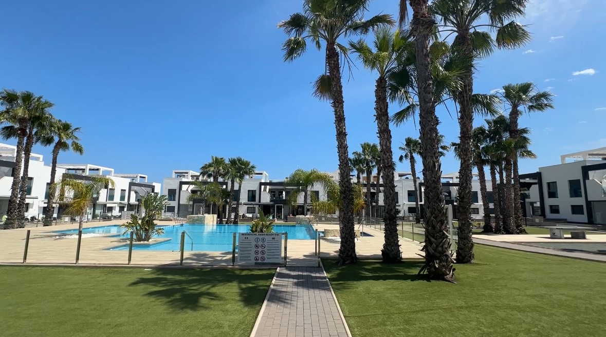 Apartment for Sale in La Zenia, Alicante