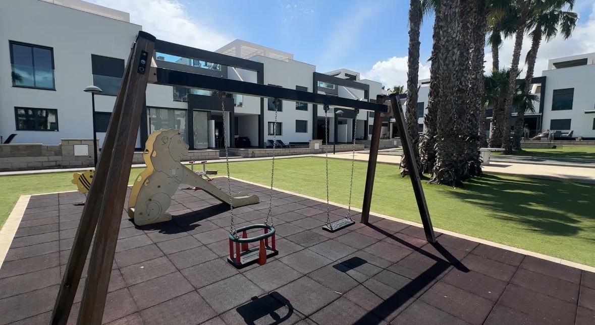 Apartment for Sale in La Zenia, Alicante