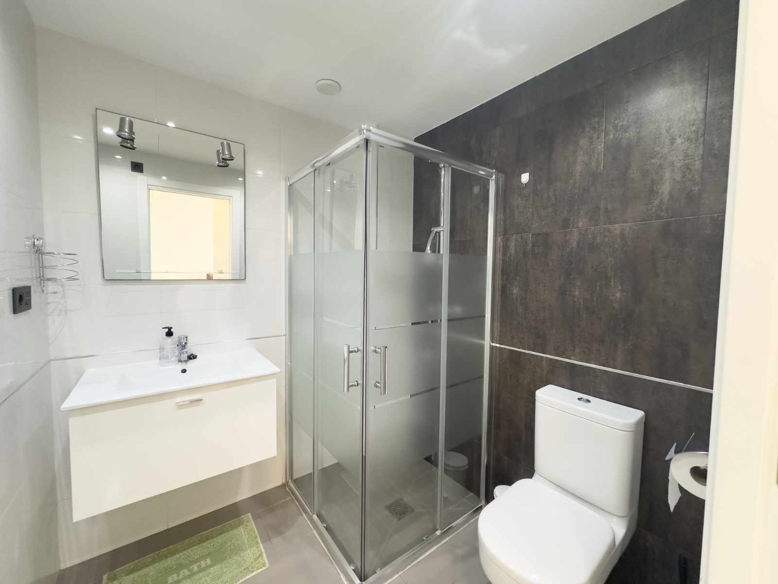 Apartment for Sale in La Zenia, Alicante