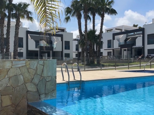 Apartment for Sale in La Zenia, Alicante