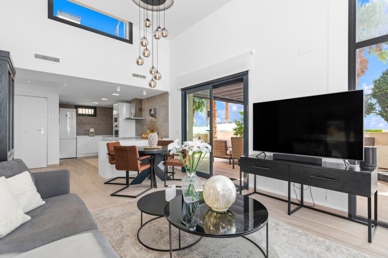 Villa for Sale in Cabo Roig, Alicante