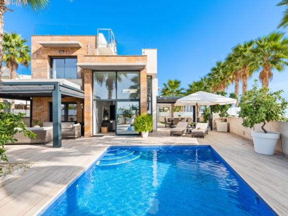 Villa for Sale in Cabo Roig, Alicante