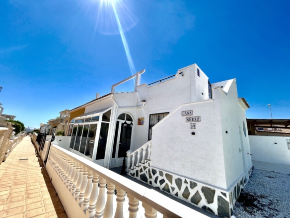 Town House for Sale in Punta Prima, Alicante
