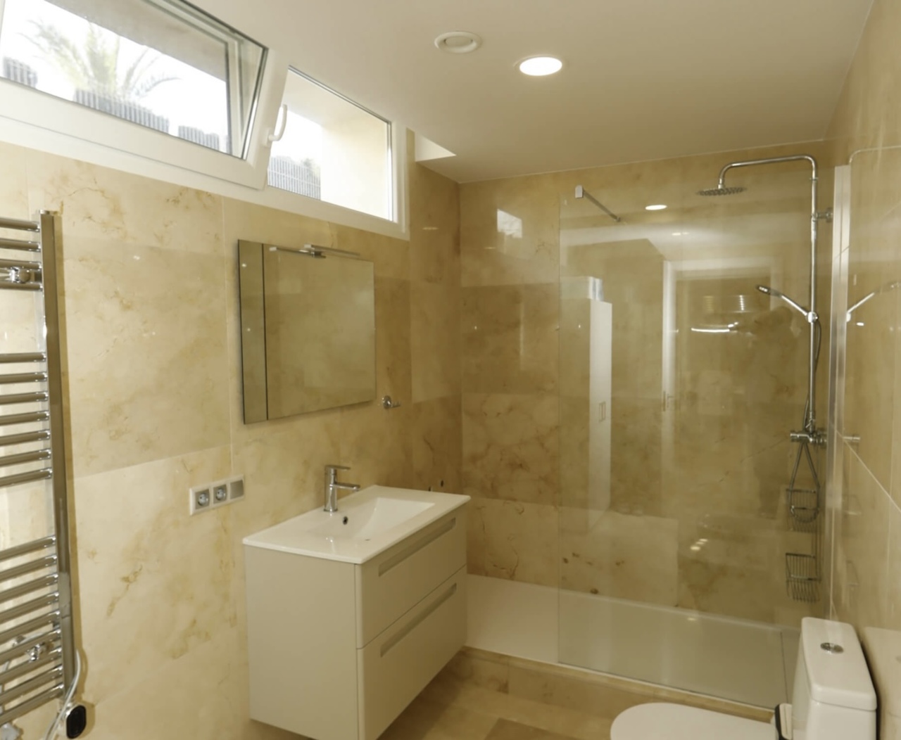 Villa for Sale in La Zenia, Alicante