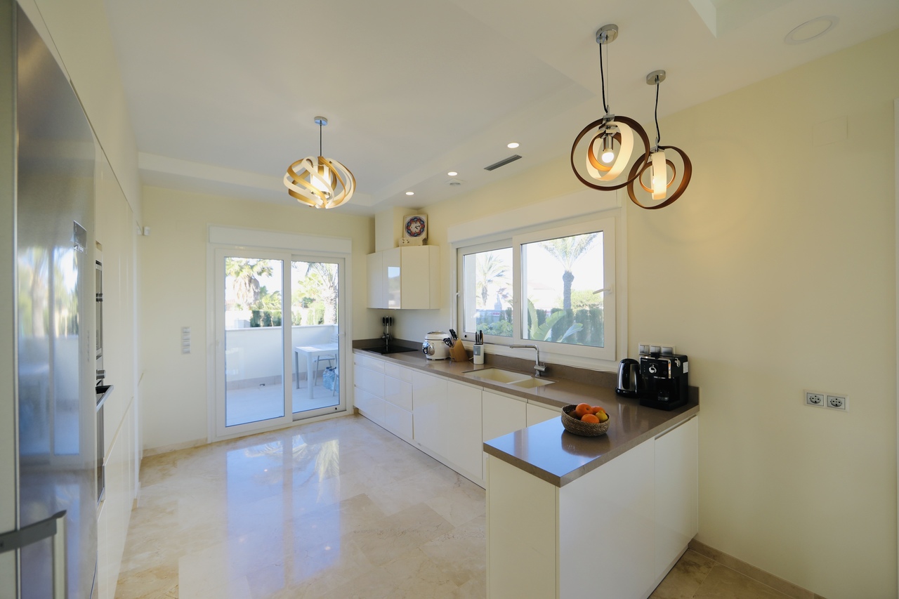 Villa for Sale in La Zenia, Alicante