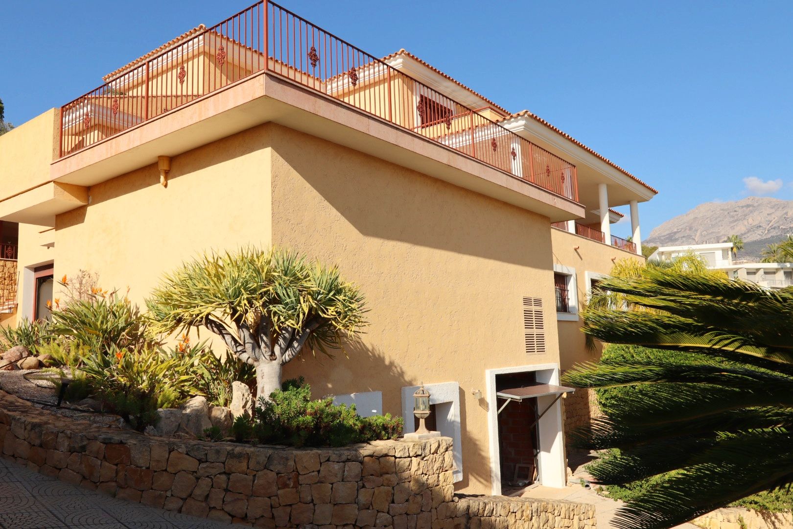 Villa for Sale in Altea, Alicante