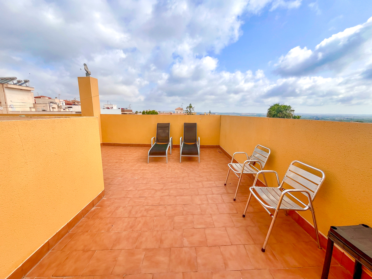 Apartment for Sale in San Miguel de Salinas, Alicante
