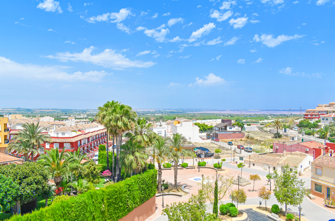 Apartment for Sale in San Miguel de Salinas, Alicante
